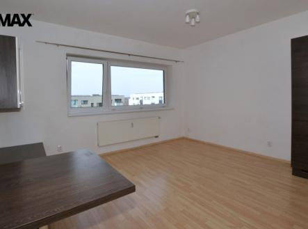 Pronájem bytu, 1+kk, 32 m²