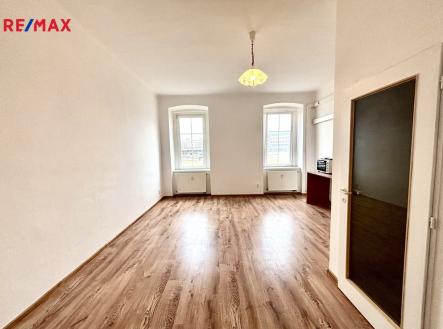 Pronájem bytu, 1+kk, 30 m²