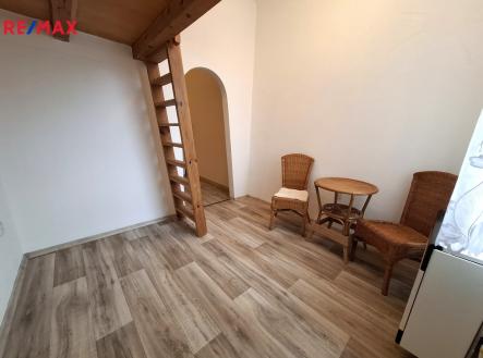 Pronájem bytu, 1+kk, 19 m²