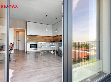 Pronájem bytu, 1+kk, 39 m²