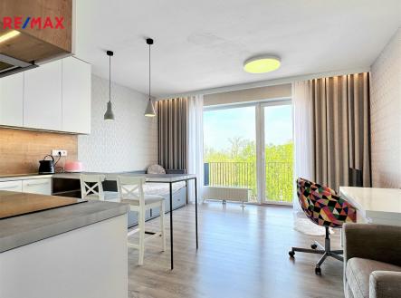 Pronájem bytu, 1+kk, 39 m²