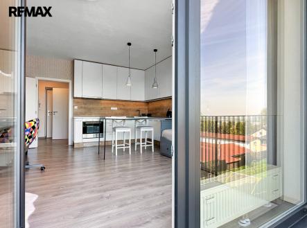 Pronájem bytu, 1+kk, 39 m²