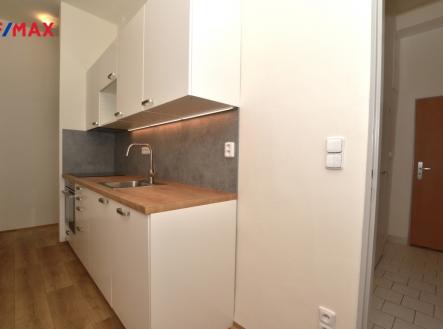 Pronájem bytu, 2+1, 62 m²