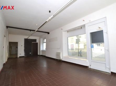 Pronájem obchodní prostor, 100 m²