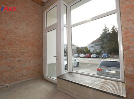 Pronájem obchodní prostor, 43 m²