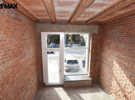 Pronájem obchodní prostor, 43 m²