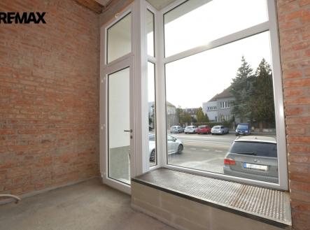 Pronájem obchodní prostory, 43 m²