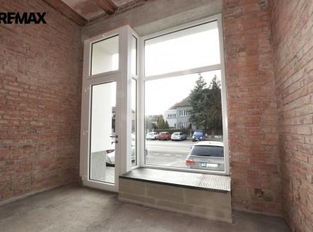 Pronájem obchodní prostory, 43 m²