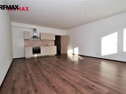 Pronájem bytu, 1+kk, 42 m²