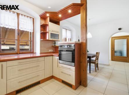 Prodej domu/vily, 298 m²