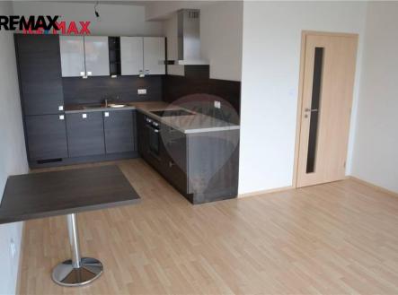 Pronájem bytu, 2+kk, 59 m²