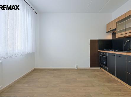 Pronájem bytu, 1+1, 35 m²