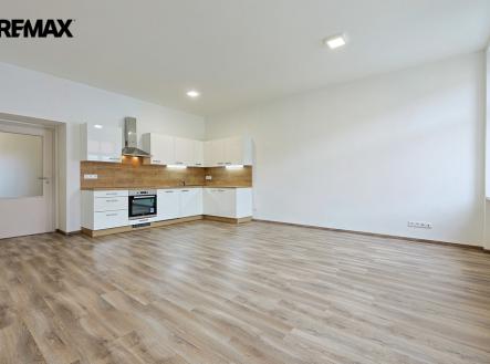 Pronájem bytu, 3+kk, 81 m²