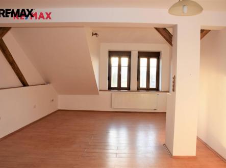 Pronájem bytu, 3+kk, 98 m²