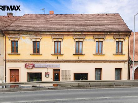 Prodej nájemního domu, 335 m²
