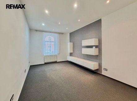 Pronájem bytu, 2+1, 56 m²