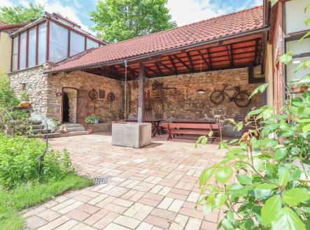 Prodej - dům/vila, 550 m²