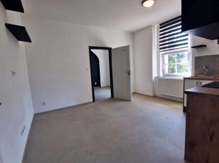 Pronájem bytu, 2+kk, 33 m²
