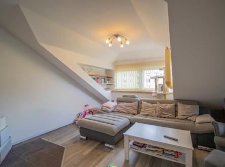 Pronájem bytu, 3+kk, 117 m²