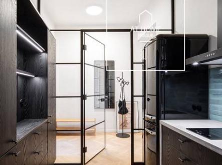 Pronájem bytu, 2+1, 66 m²