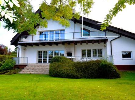 Pronájem domu/vily, 350 m²