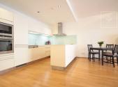 Pronájem bytu, 4+kk, 130 m²