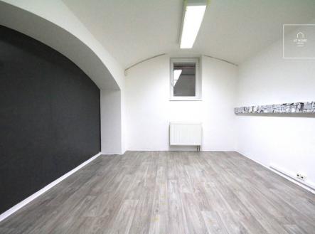 Pronájem obchodní prostor, 117 m²