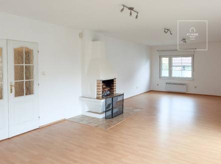 Pronájem domu/vily, 365 m²