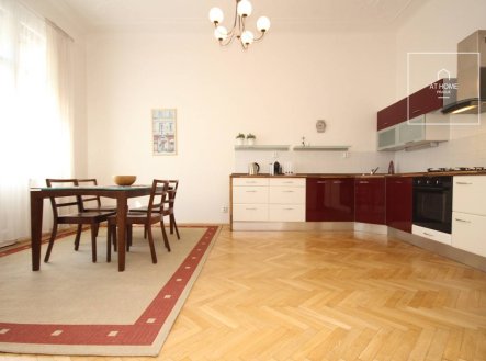Pronájem bytu, 3+1, 108 m², Praha – náhled fotky 2