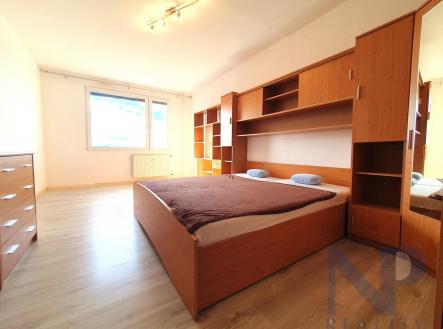 Pronájem bytu, 3+kk, 75 m²