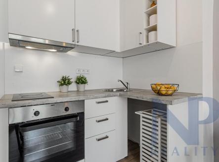 Pronájem bytu, 2+kk, 42 m²