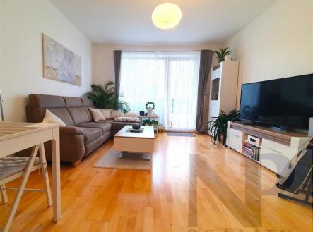 Pronájem bytu, 2+kk, 64 m²