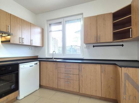 Pronájem bytu, 2+kk, 173,8 m²