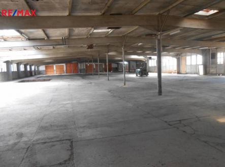 Pronájem - výrobní prostor, 1 030 m²