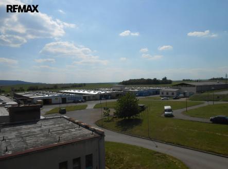 Pronájem výrobní prostor, 1 030 m²