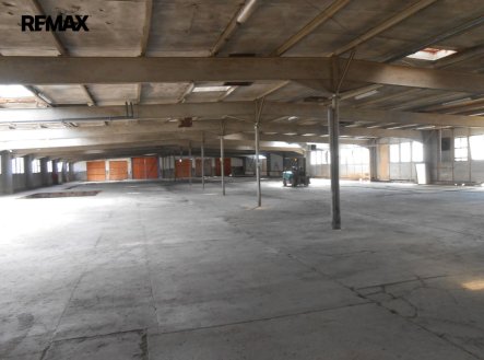 Pronájem haly výroba/sklad, CP 2100 m2, Měnín, okres Brno - venkov