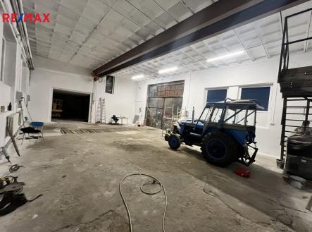 Pronájem výrobní prostor, 250 m²