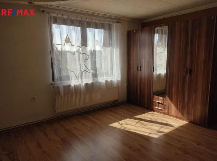 Pronájem bytu, 4+kk, 100 m²