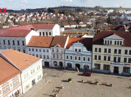 Prodej - nájemní dům, 490 m²