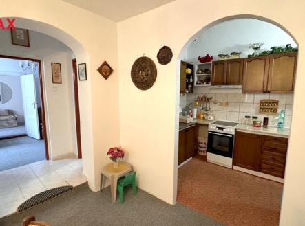 Prodej - nájemní dům, 490 m²