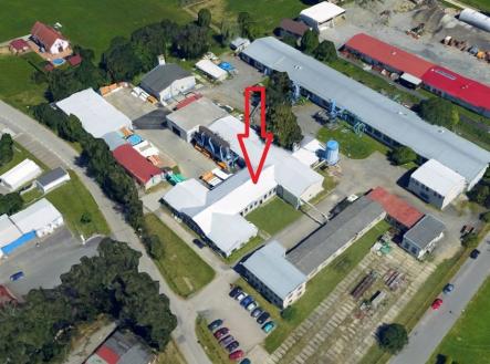 Pronájem - skladovací prostor, 550 m²
