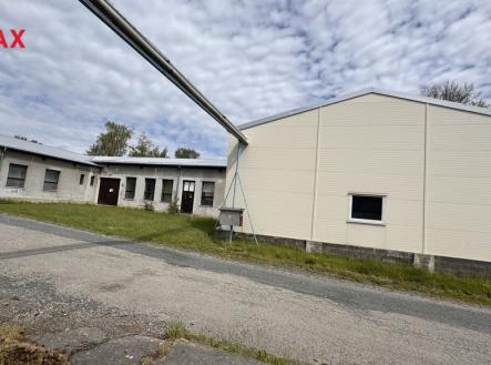 Pronájem skladovací prostor, 650 m²