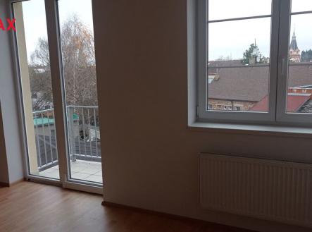 Pronájem bytu, 1+kk, 37 m²