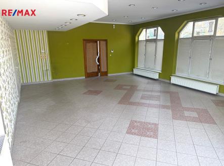 Pronájem obchodní prostor, 65 m²