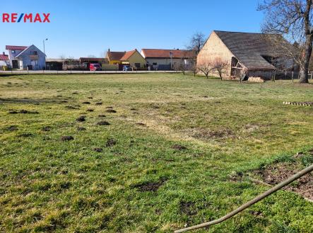 Prodej pozemku pro bydlení, 2 100 m²