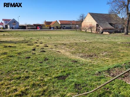 Prodej pozemku pro bydlení, 2 100 m²