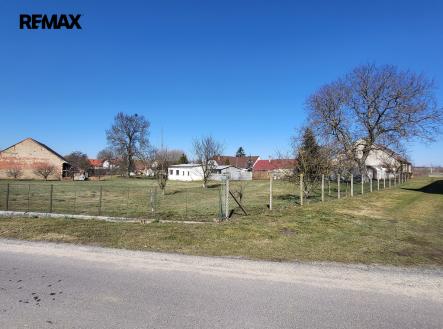 Prodej pozemku pro bydlení, 2 100 m²