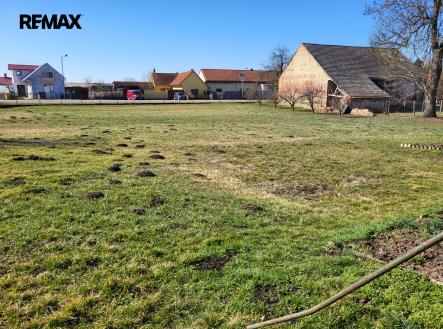 Prodej pozemku pro bydlení, 2 100 m²