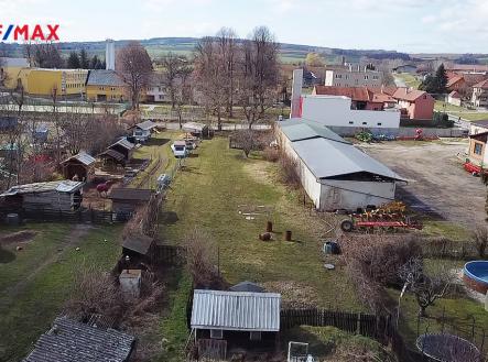 Prodej - pozemek pro bydlení, 2 085 m²