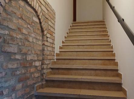 Prodej hotel, 256 m²